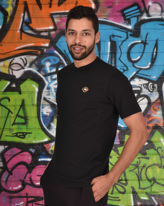 Cross Over Collar T Short Sleeve - Black
