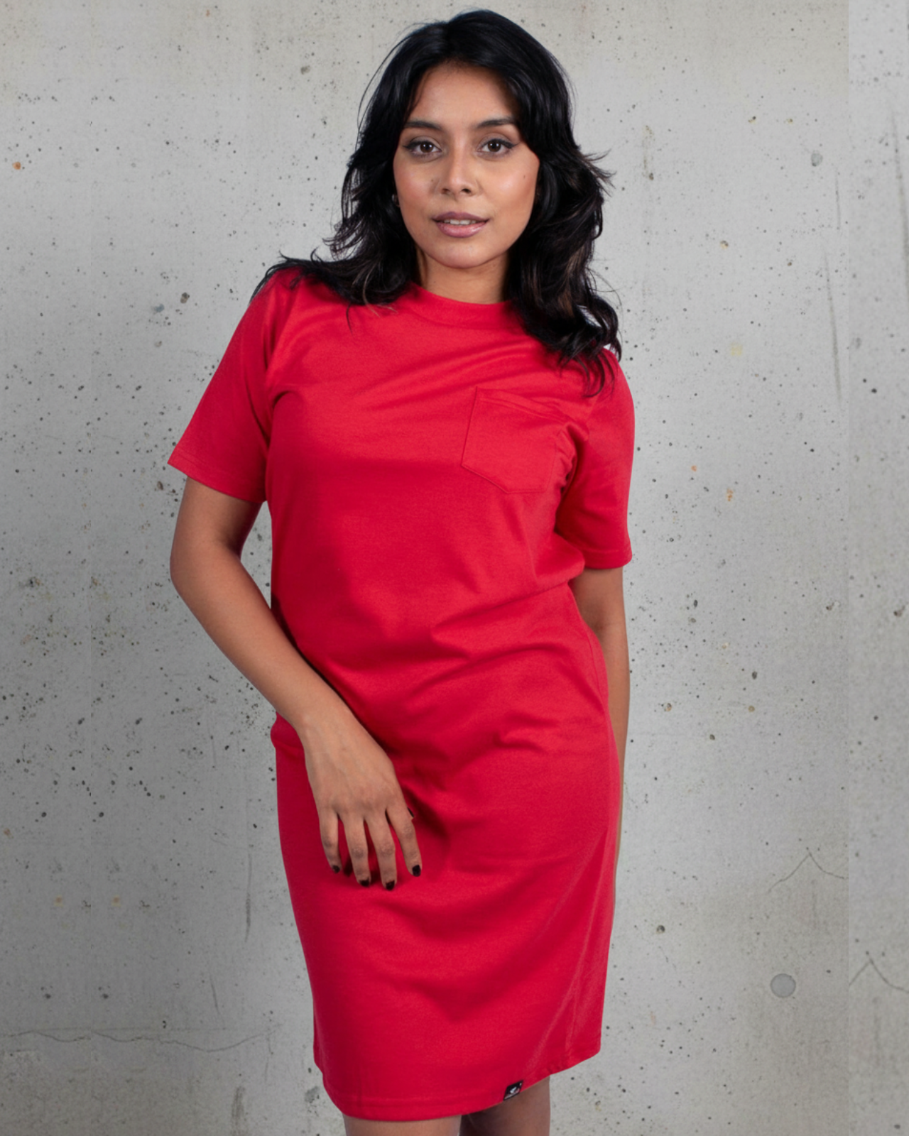 red dress value Rate the Dress: A lady in red, Worth style